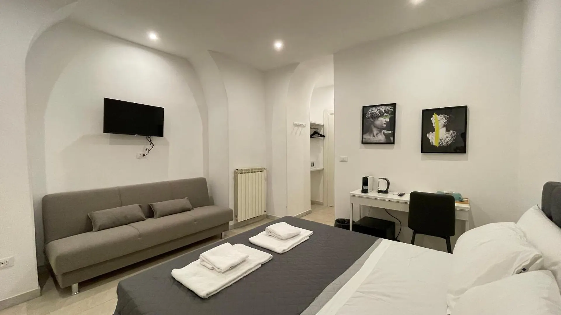 The Room 115 Rome Guest house