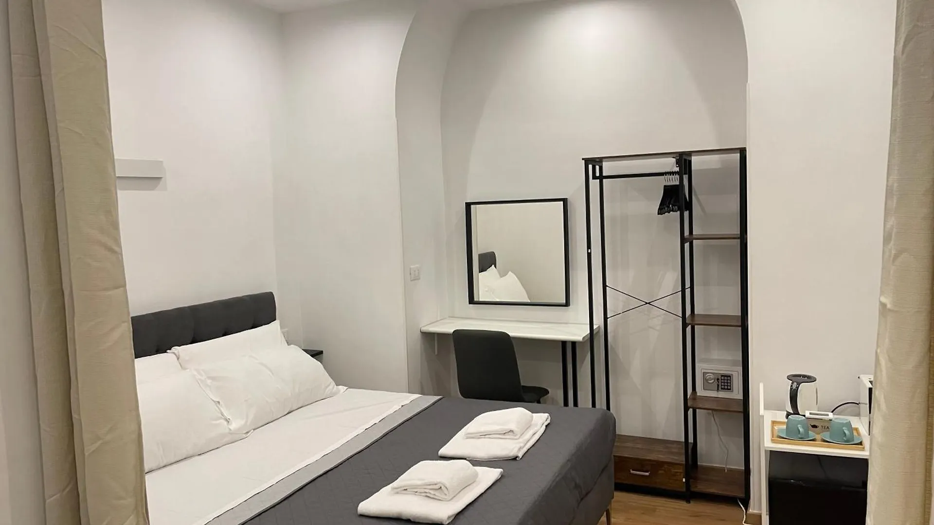 Guest house The Room 115 Rome Italy